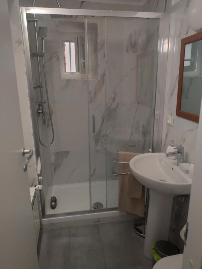 B&B Italian Guest Genova Bagian luar foto