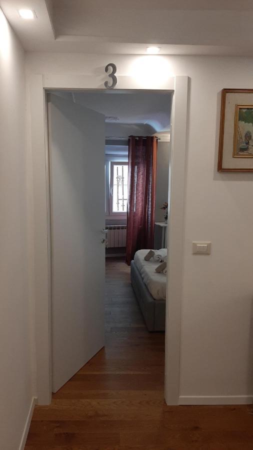 B&B Italian Guest Genova Bagian luar foto