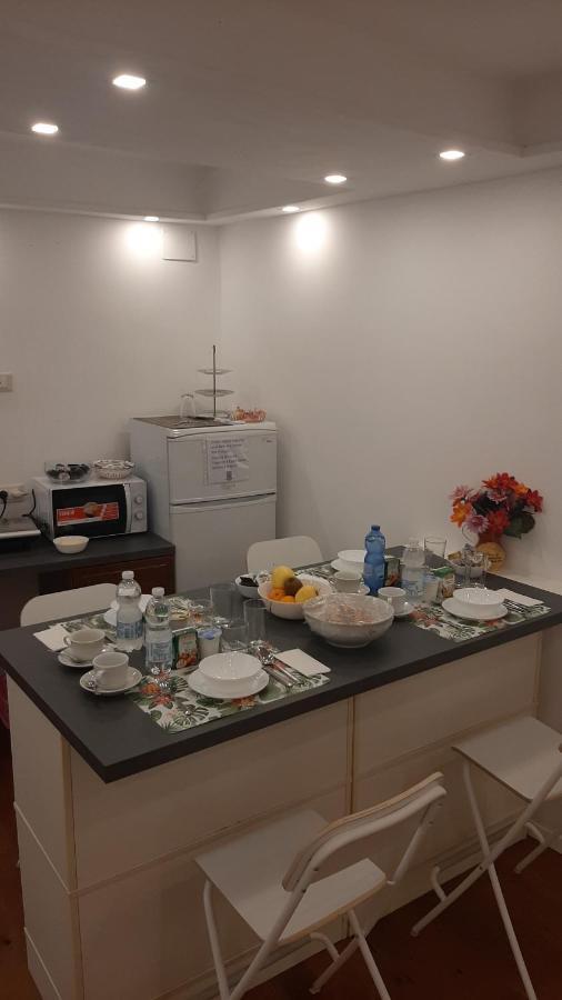B&B Italian Guest Genova Bagian luar foto