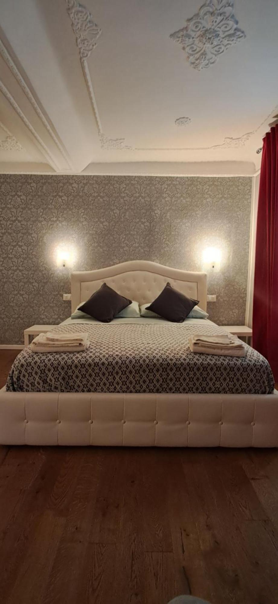 B&B Italian Guest Genova Bagian luar foto